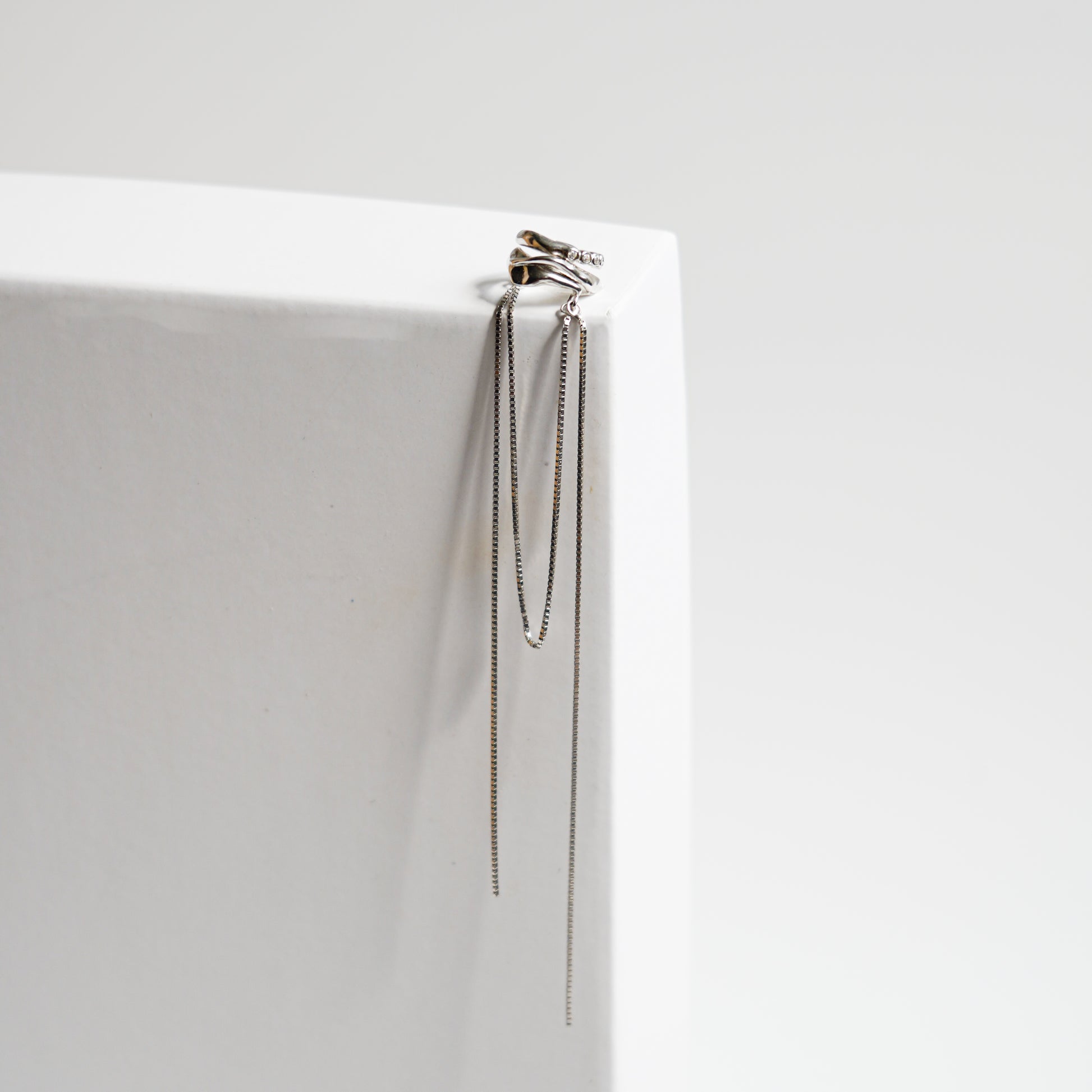 Liquid Silver Long Chain Ear Cuff – Silver