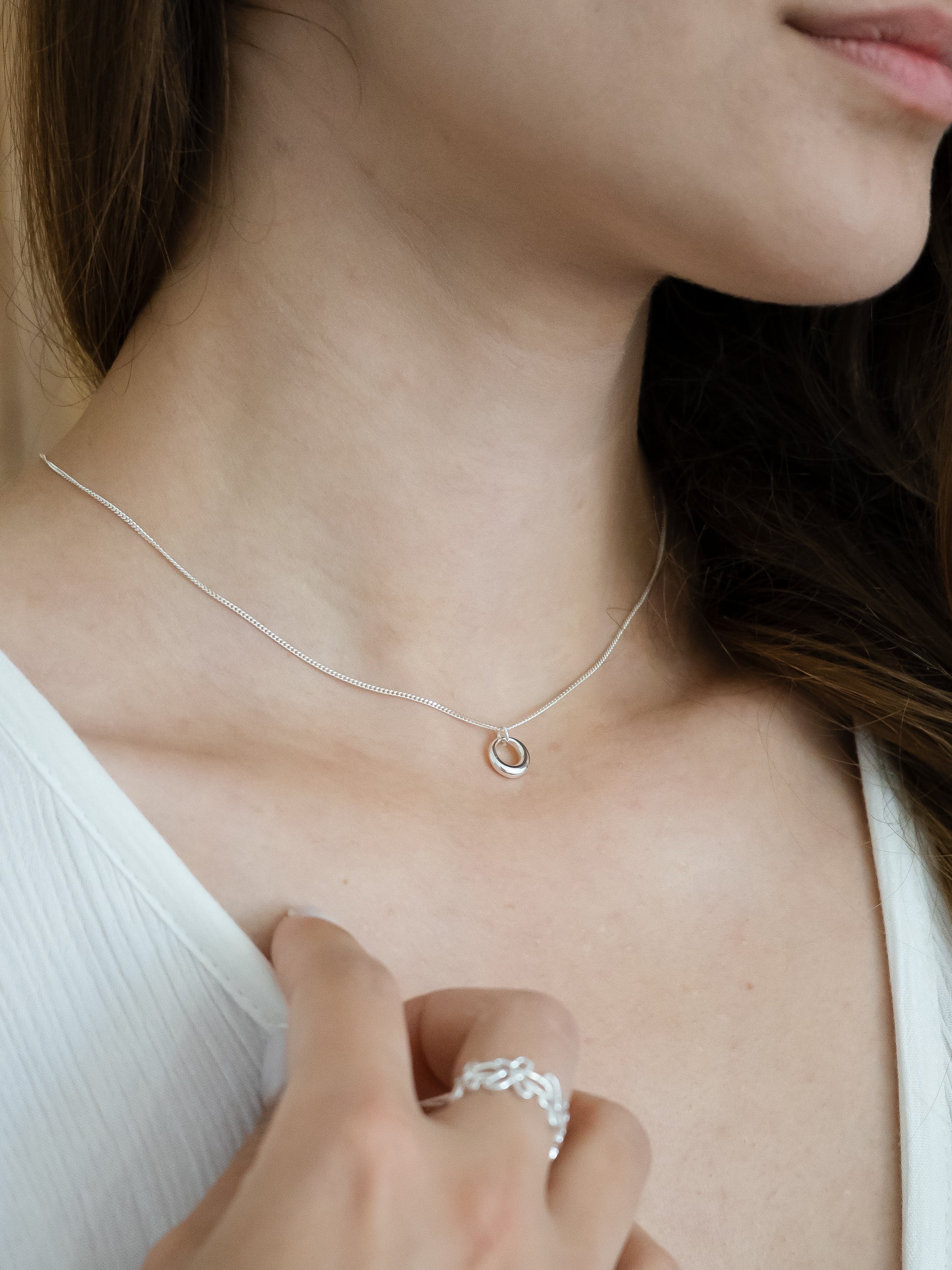 Eternal| Sterling Silver Circle Pendant Necklace