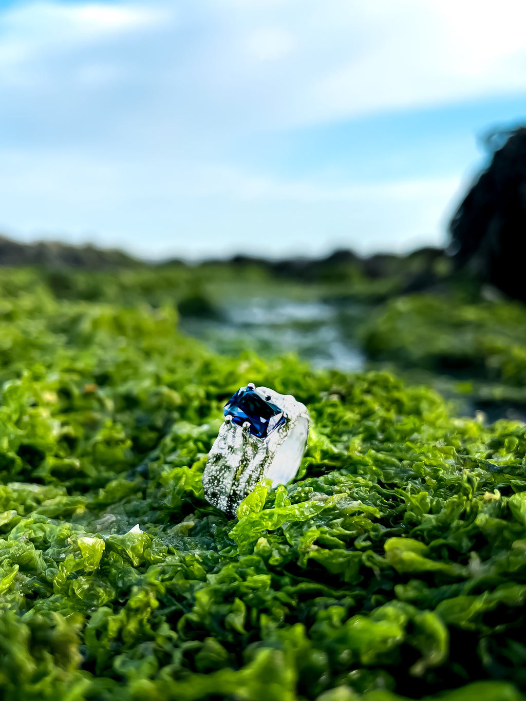 "Ocean Depth" – Sterling Silver Ring 925 with Deep Blue Zirconia