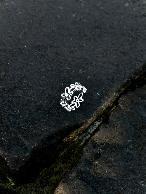 Blossom Ring – Sterling Silver 925